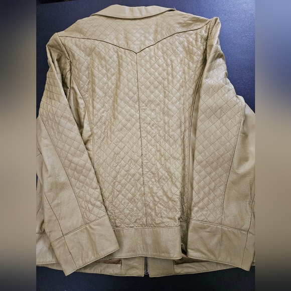 NWT - Leather "Bradley Bayou" Green Zippered Jacket - Size 1X - Picture 11 of 13